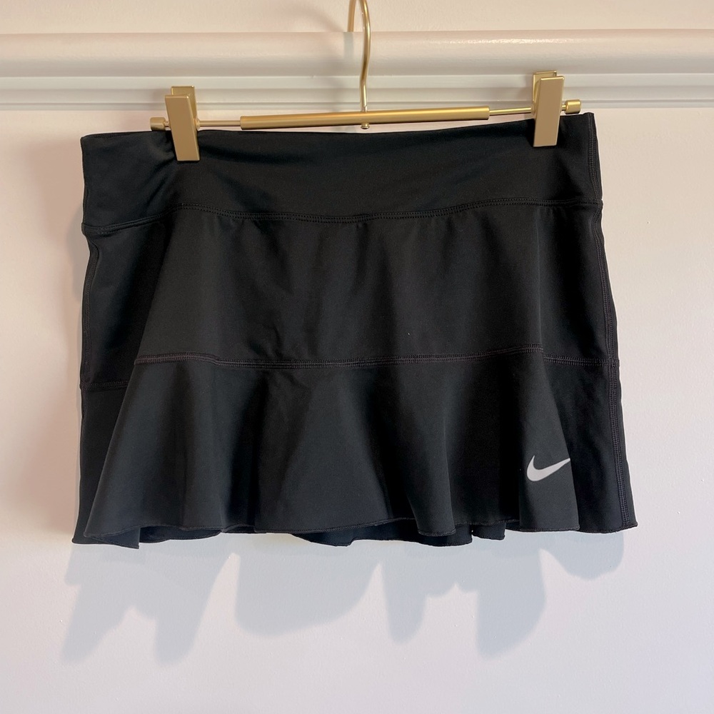 NIKE Dri-Fit Tennis Skirt size M